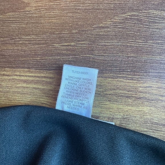 PENDLETON Basic Sleeveless Black Blouse size Large - Picture 4 of 7